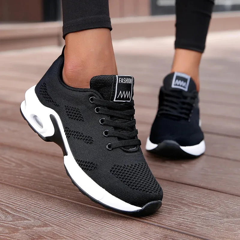 Céleste Comfort Walk