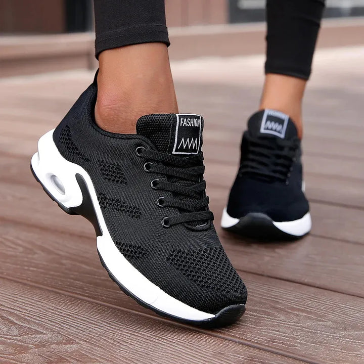 Céleste Comfort Walk