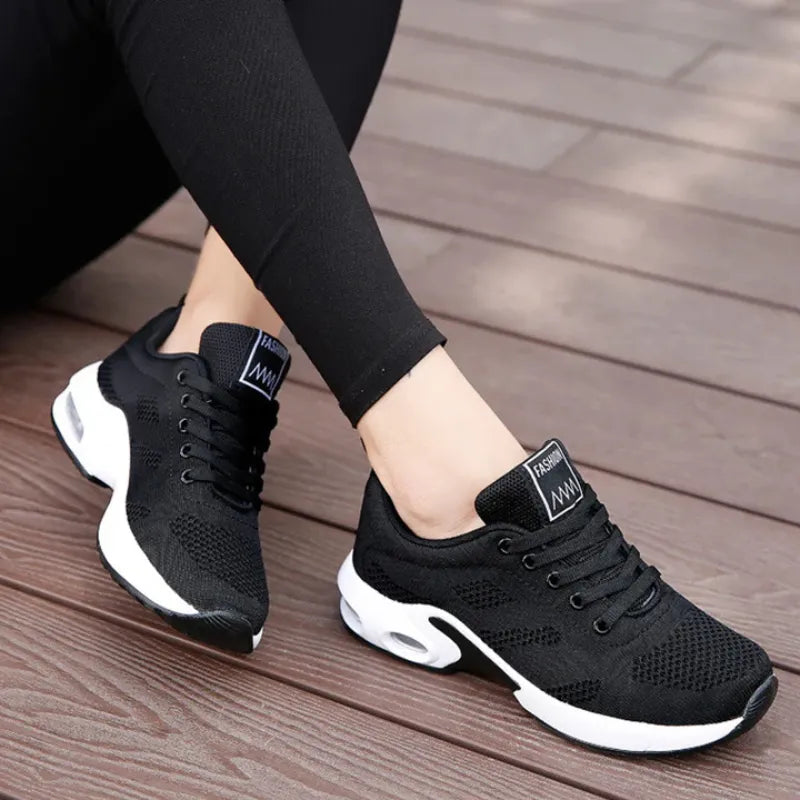 Céleste Comfort Walk