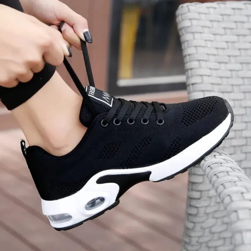 Céleste Comfort Walk